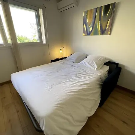 Climatise Avec Parking, Au Coeur De Pietranera, A 500m, Bastia A 2km Apartman