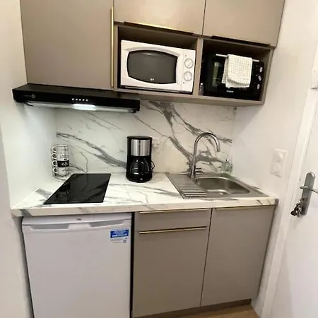 Climatise Avec Parking, Au Coeur De Pietranera, A 500m, Bastia A 2km Apartament Ville-di-Pietrabugno