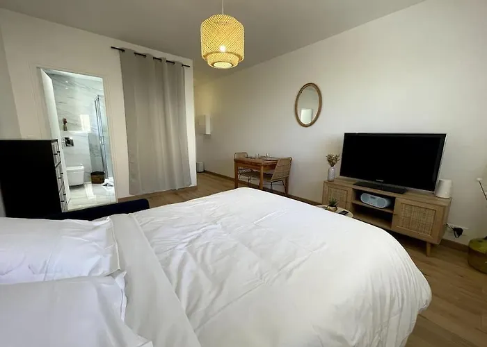 Appartement Climatise Avec Parking, Au Coeur De Pietranera, A 500m, Bastia A 2km Ville-di-Pietrabugno