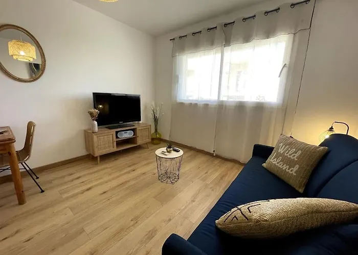 Climatise Avec Parking, Au Coeur De Pietranera, A 500m, Bastia A 2km Apartment Ville-di-Pietrabugno