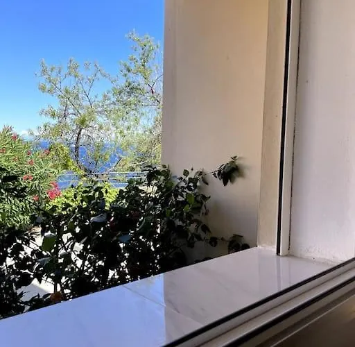 Lejlighed Climatise Avec Parking, Au Coeur De Pietranera, A 500m, Bastia A 2km *